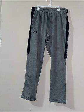 Under Armour Grey and Black Athletic Pants size Large